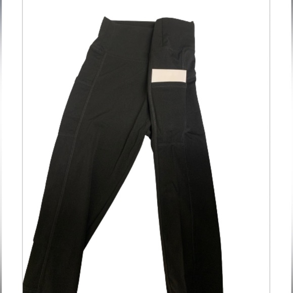 Detailed mesh strappy leggings - Picture 4 of 5